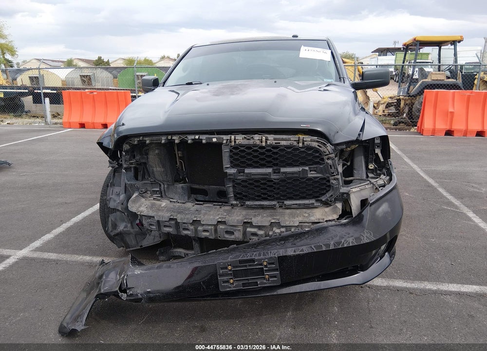 2013 RAM 1500 EXPRESS VIN: 3C6JR6AT9DG581982