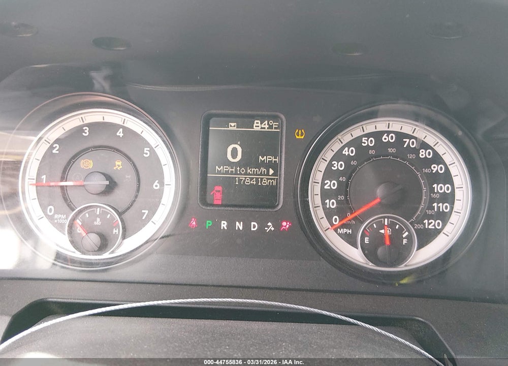 2013 RAM 1500 EXPRESS VIN: 3C6JR6AT9DG581982