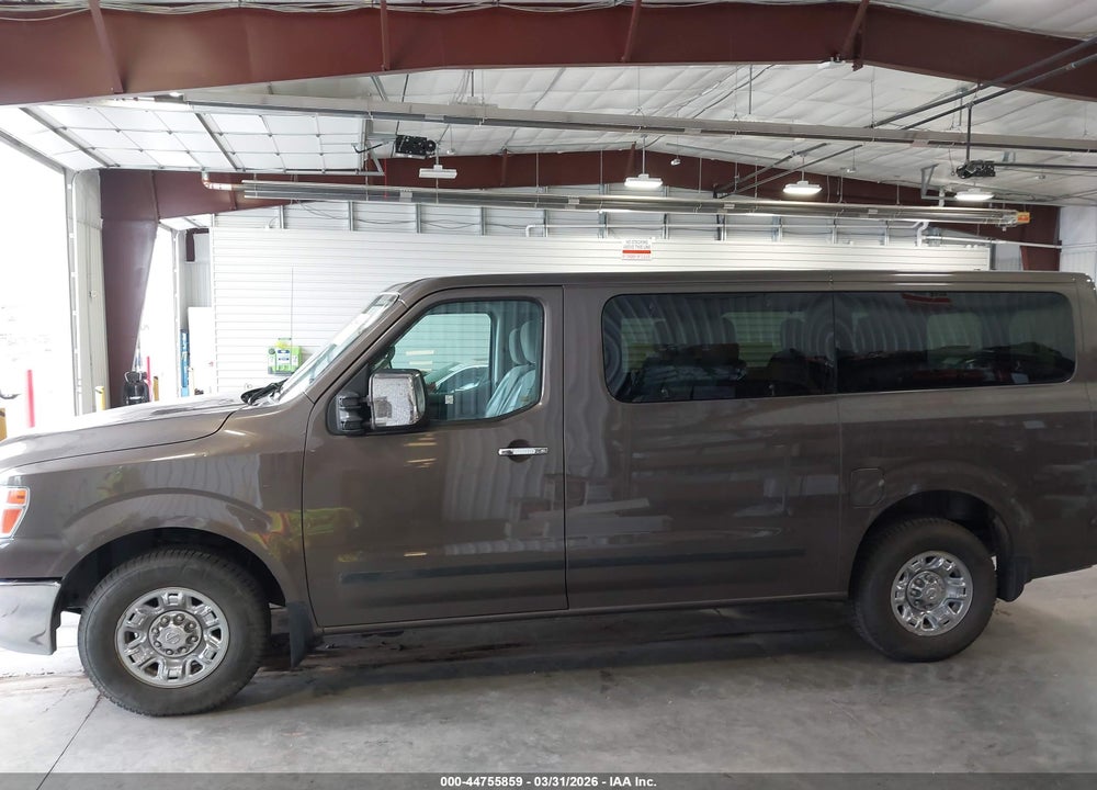 2013 NISSAN NV PASSENGER NV3500 HD SV V8 VIN: 5BZAF0AA0DN202775