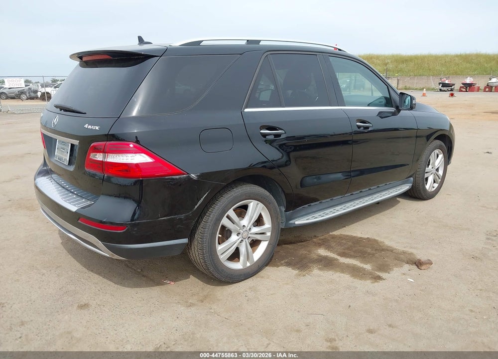 2014 MERCEDES-BENZ ML 350 4MATIC VIN: 4JGDA5HB8EA379957