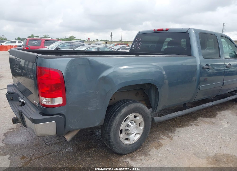 2008 GMC SIERRA 2500HD SLE1 VIN: 1GTHC23K18F187647