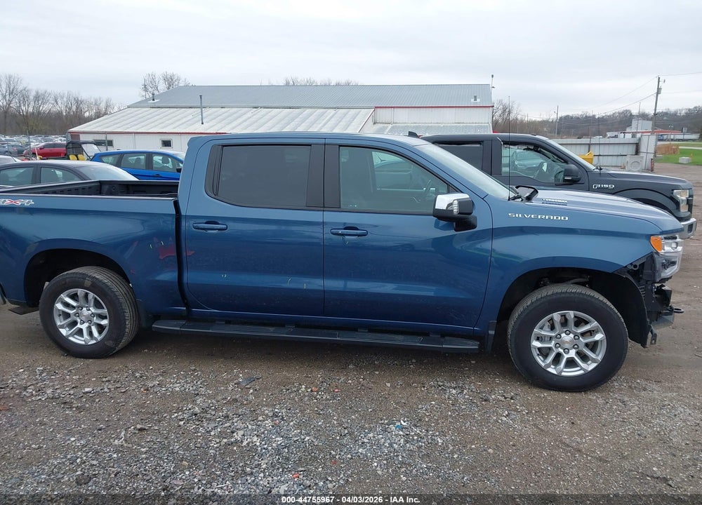 2024 CHEVROLET SILVERADO 1500 4WD  SHORT BED LT VIN: 1GCPDDEK2RZ354924
