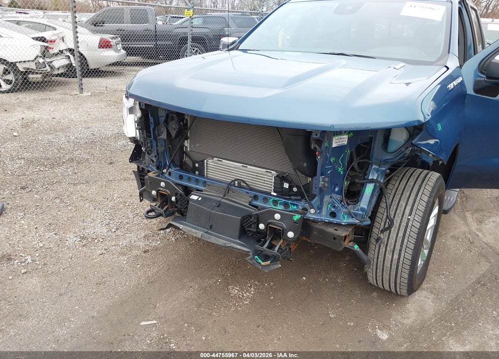 2024 CHEVROLET SILVERADO 1500 4WD  SHORT BED LT VIN: 1GCPDDEK2RZ354924