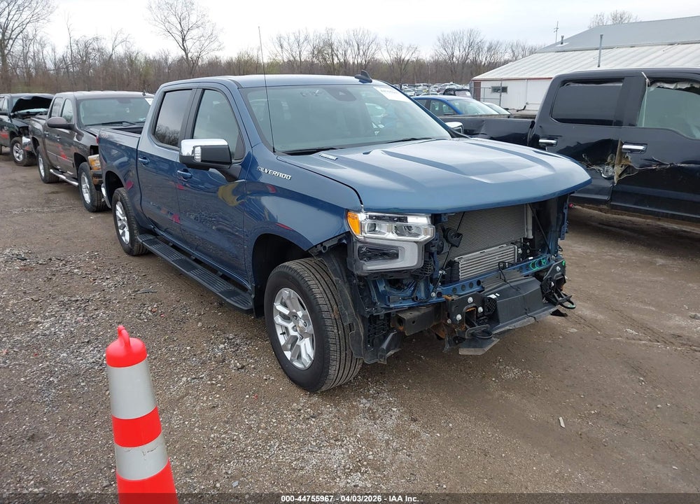 2024 CHEVROLET SILVERADO 1500 4WD  SHORT BED LT VIN: 1GCPDDEK2RZ354924