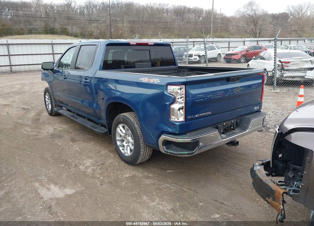 2024 CHEVROLET SILVERADO 1500 4WD  SHORT BED LT VIN: 1GCPDDEK2RZ354924
