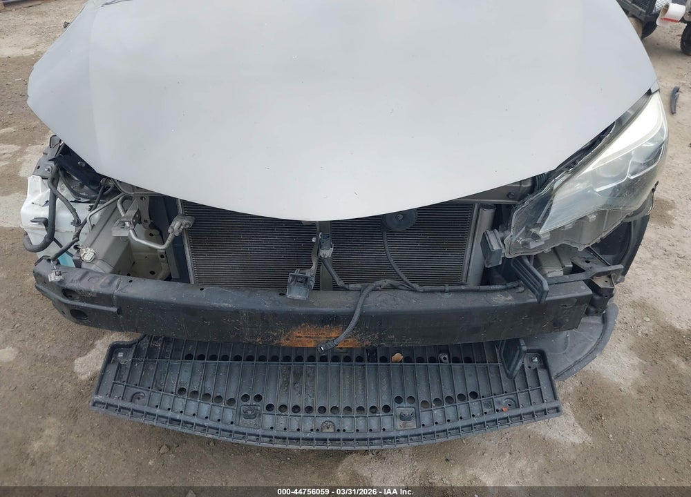 2017 TOYOTA COROLLA SE VIN: 5YFBURHE5HP676561