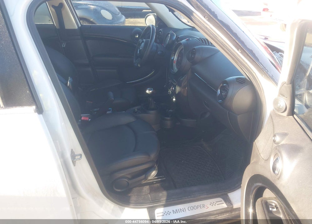 2013 MINI COUNTRYMAN COOPER S VIN: WMWZC3C59DWP51542