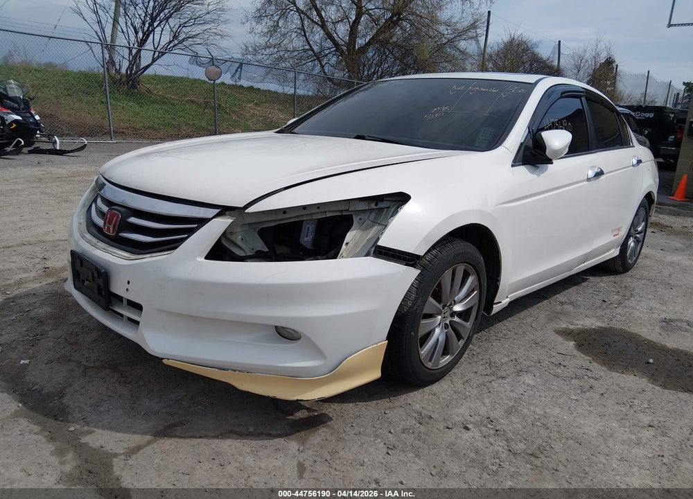 2011 HONDA ACCORD 3.5 EX-L VIN: 1HGCP3F88BA027825
