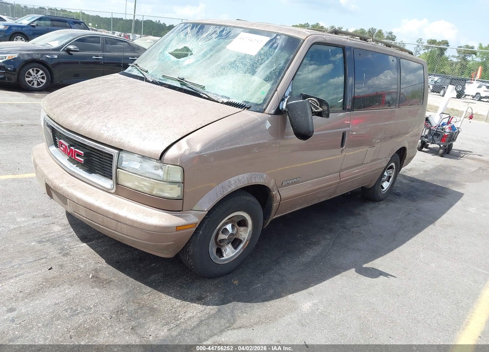 2001 GMC SAFARI SLE VIN: 1GKDM19W81B517852