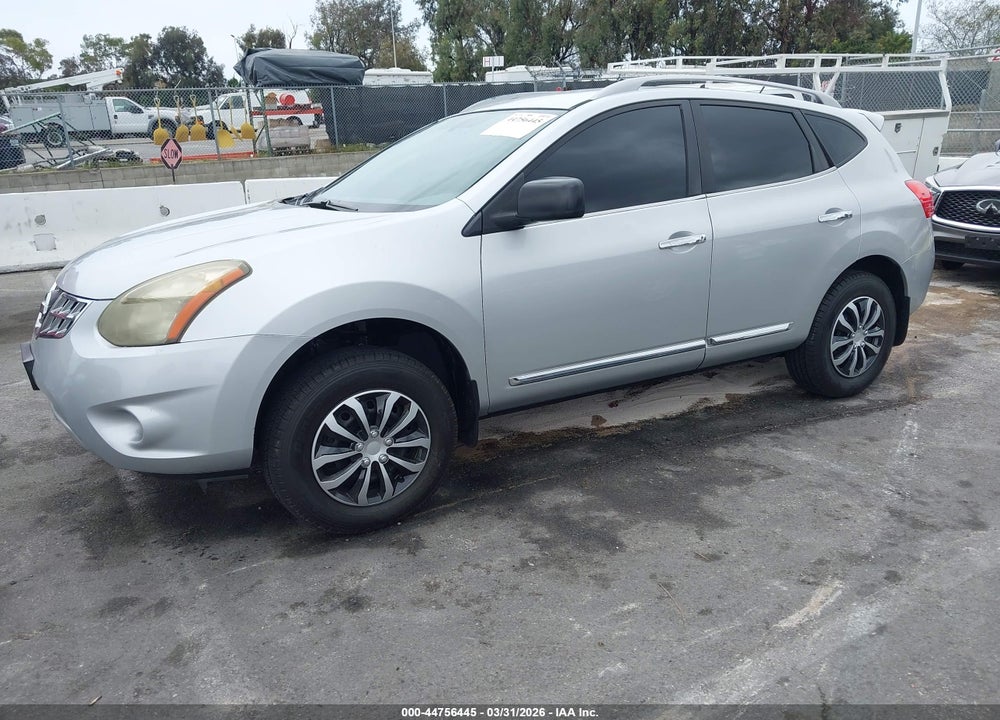 2014 NISSAN ROGUE SELECT S VIN: JN8AS5MT9EW612612