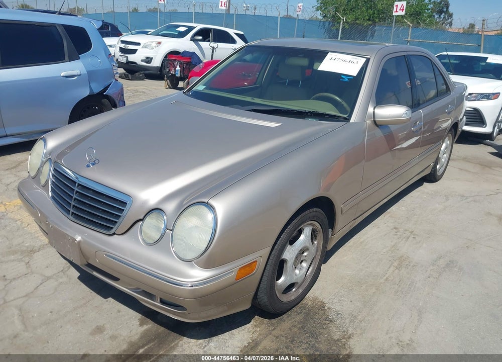 2000 MERCEDES-BENZ E 430 VIN: WDBJF70J7YA975989
