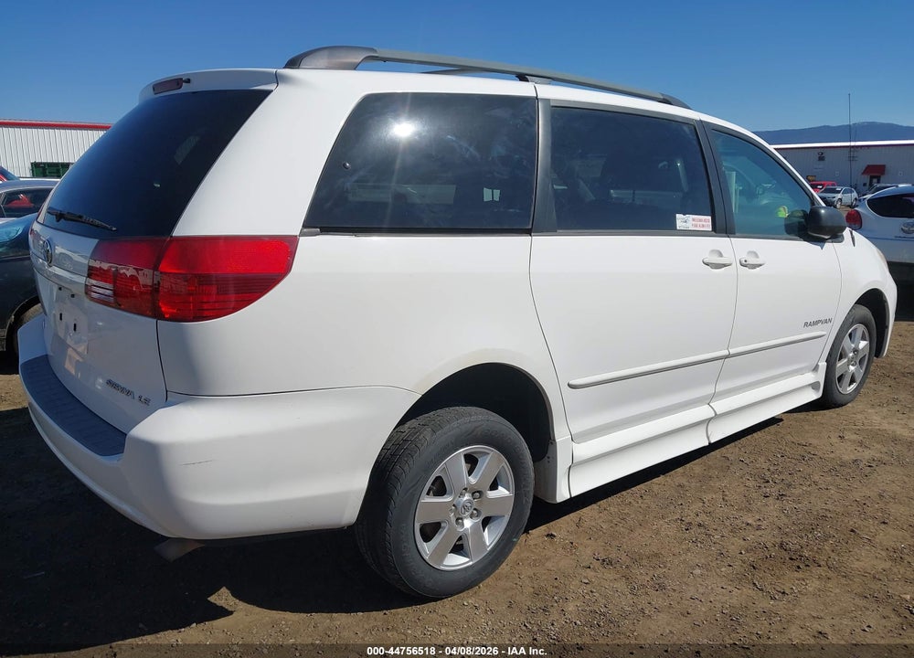 2005 TOYOTA SIENNA CE/LE VIN: 5TDZA23C05S370214