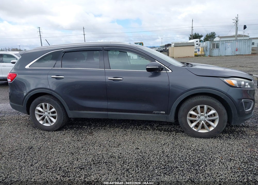 2017 KIA SORENTO 3.3L LX VIN: 5XYPGDA57HG331241