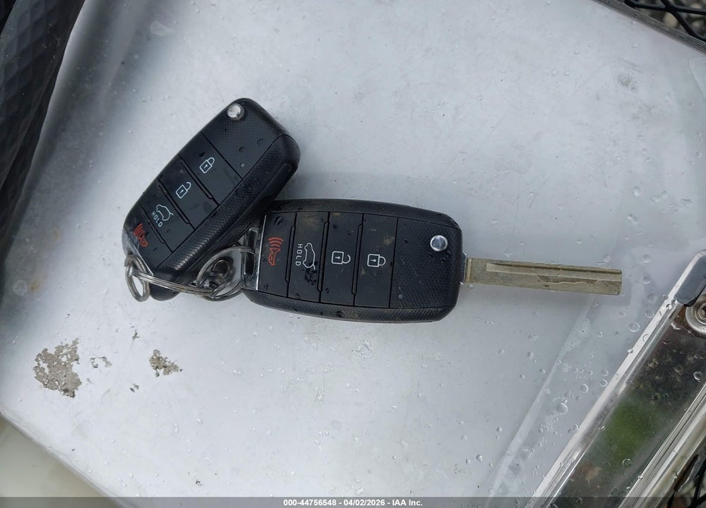 2017 KIA SORENTO 3.3L LX VIN: 5XYPGDA57HG331241
