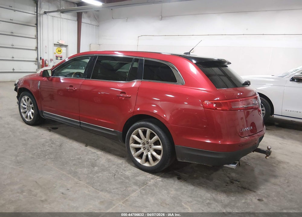 2011 LINCOLN MKT VIN: 2LMHJ5FR6BBJ50876