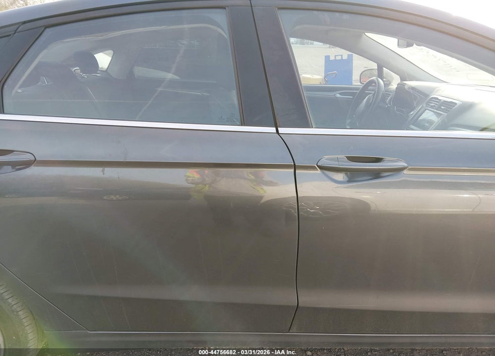 2020 FORD FUSION SE VIN: 3FA6P0T90LR190358
