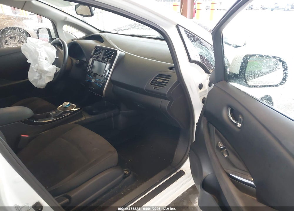 2016 NISSAN LEAF SV VIN: 1N4BZ0CPXGC307651