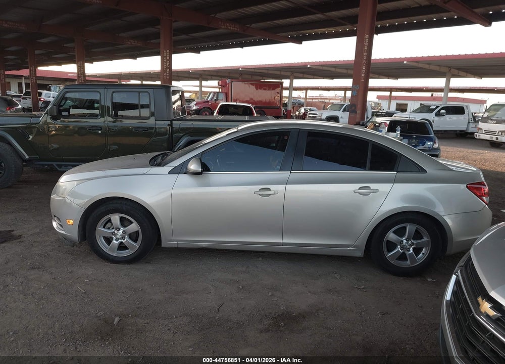 2014 CHEVROLET CRUZE 1LT AUTO VIN: 1G1PC5SB8E7233682