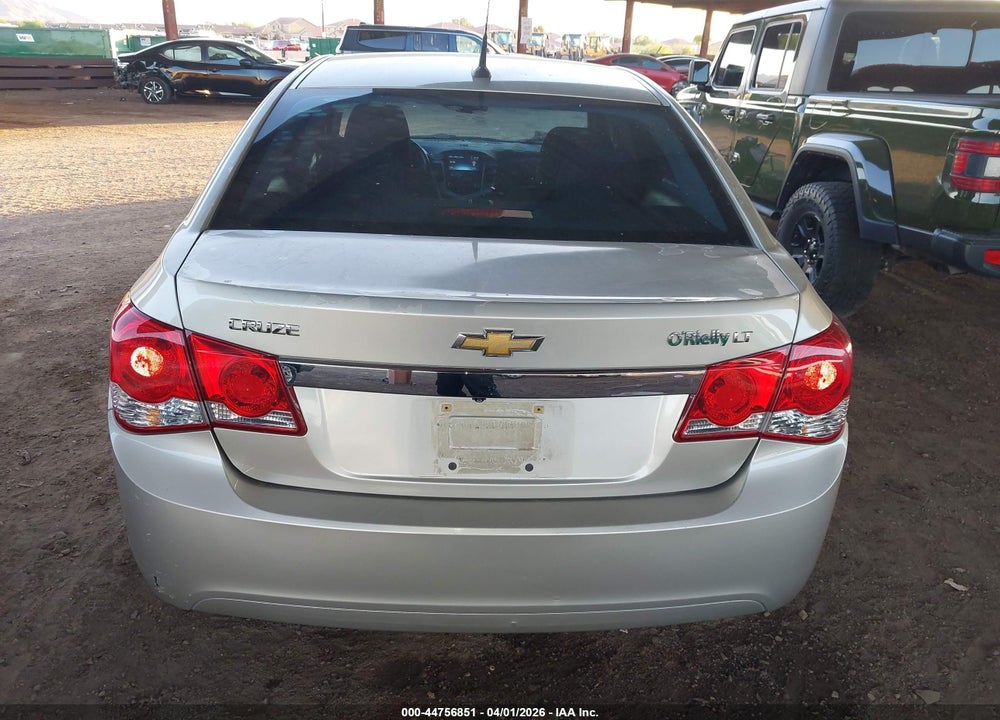 2014 CHEVROLET CRUZE 1LT AUTO VIN: 1G1PC5SB8E7233682