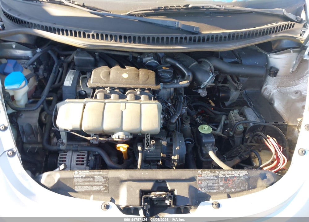 2004 VOLKSWAGEN NEW BEETLE GLS VIN: 3VWCM21YX4M300386