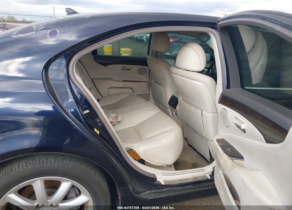 2008 LEXUS LS 460 VIN: JTHBL46F885075657