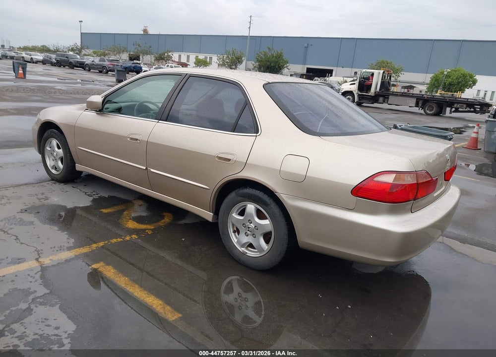 2000 HONDA ACCORD 3.0 EX VIN: 1HGCG1655YA059814