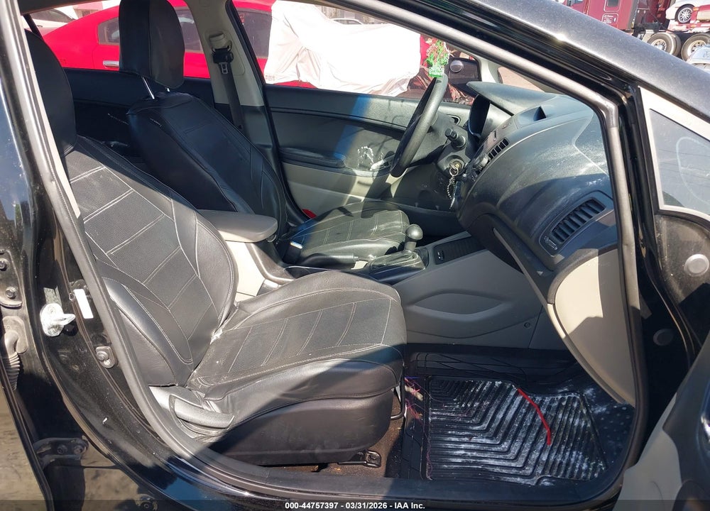 2015 KIA FORTE LX VIN: KNAFK4A69F5404163