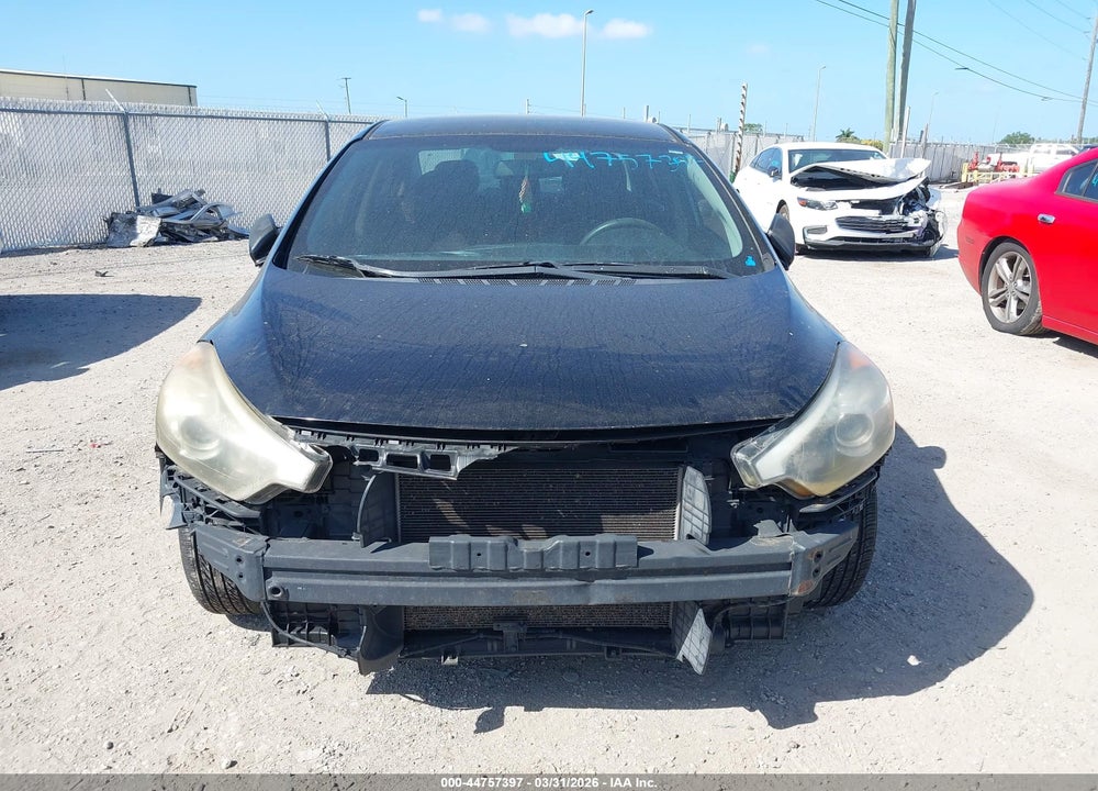 2015 KIA FORTE LX VIN: KNAFK4A69F5404163