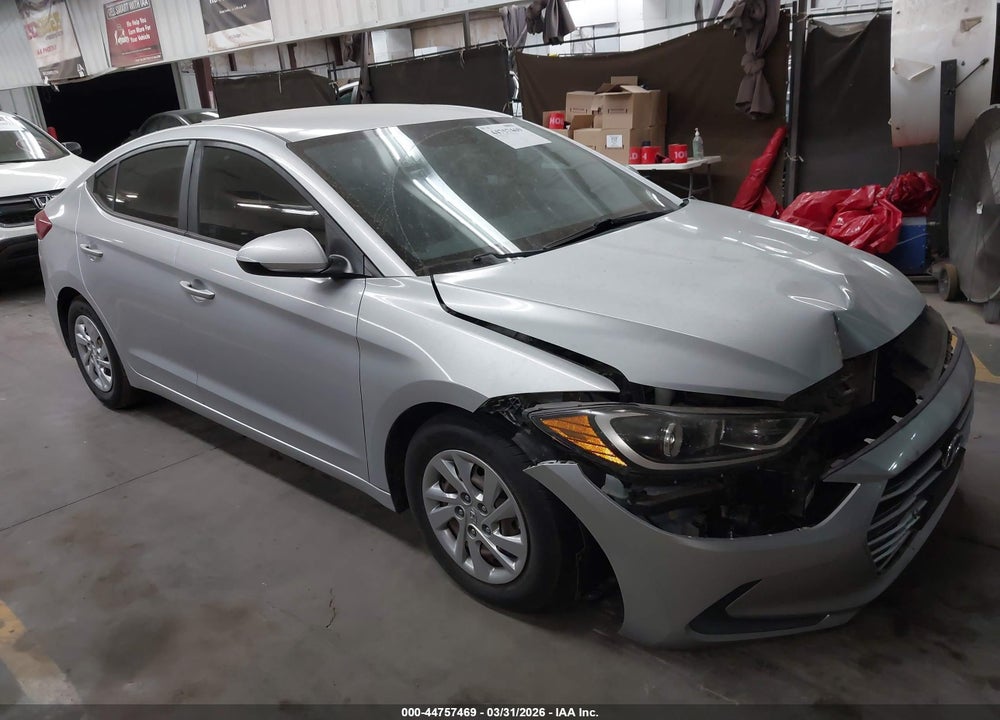 2018 HYUNDAI ELANTRA SE VIN: 5NPD74LF8JH287063