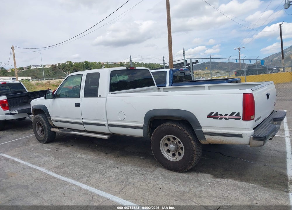 1998 GMC SIERRA 2500 HD SL VIN: 1GTGK29R4WE558919