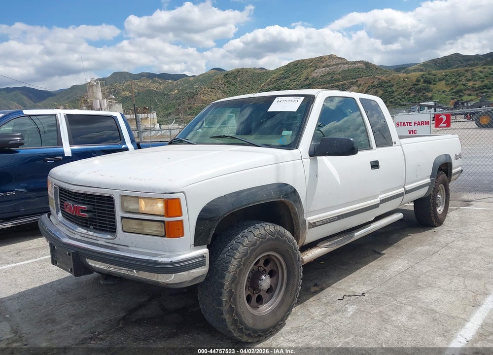 1998 GMC SIERRA 2500 HD SL VIN: 1GTGK29R4WE558919