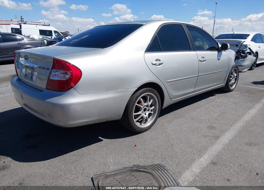 2003 TOYOTA CAMRY XLE VIN: JTDBE32KX30232409