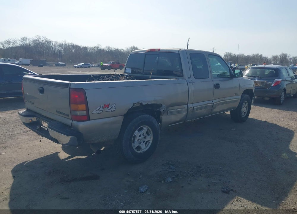 1999 CHEVROLET SILVERADO 1500 LS VIN: 1GCEK19TXXE137219