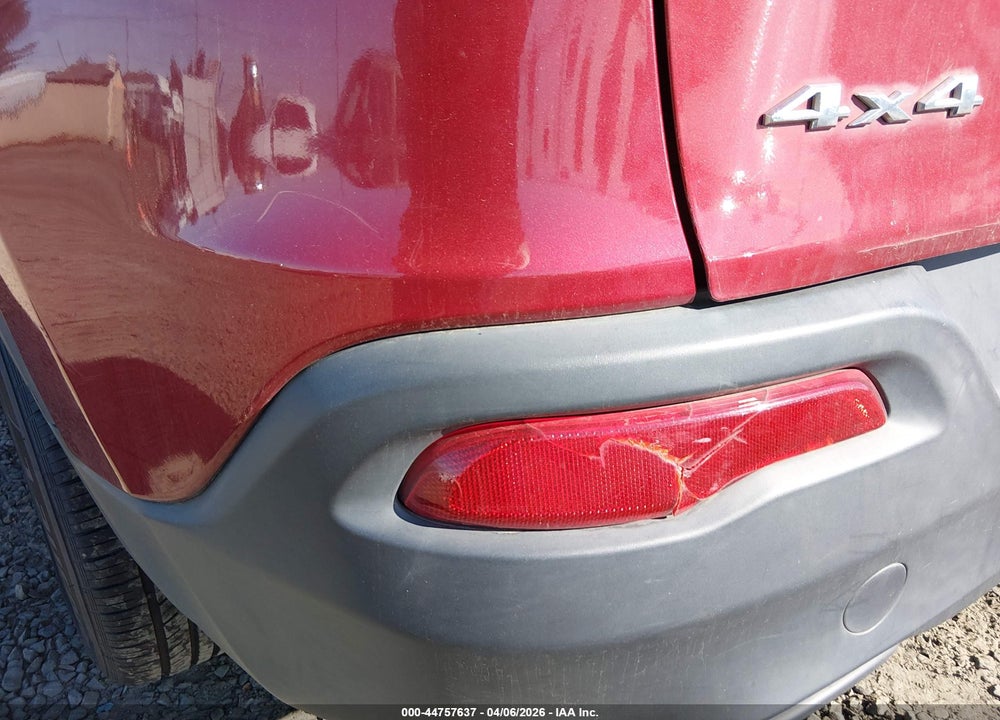 2016 JEEP CHEROKEE LATITUDE VIN: 1C4PJMCS4GW175665