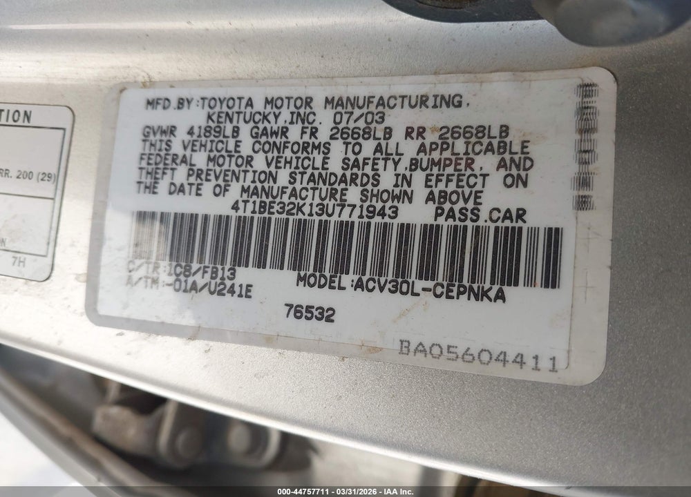 2003 TOYOTA CAMRY LE VIN: 4T1BE32K13U771943