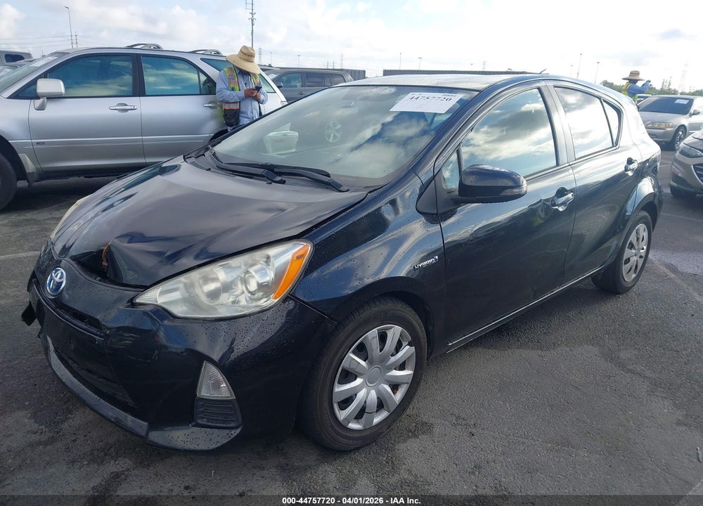 2012 TOYOTA PRIUS C TWO VIN: JTDKDTB33C1504675