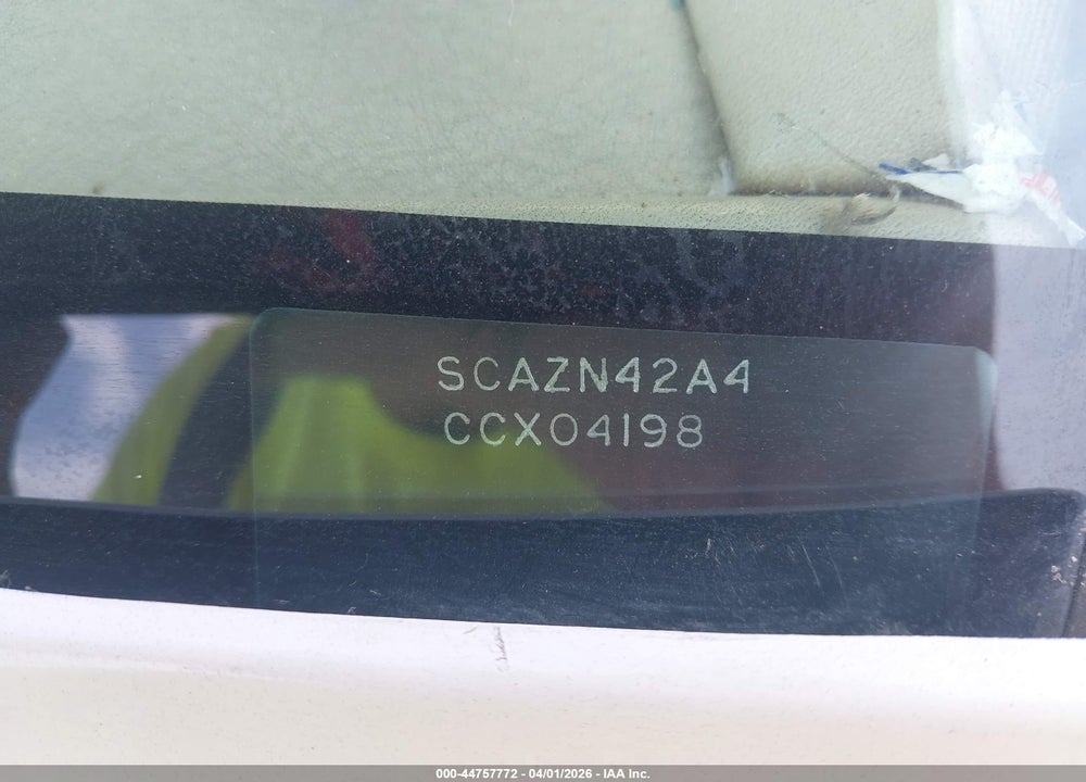 1982 ROLLS-ROYCE SILVER SPUR VIN: SCAZN42A4CCX04198