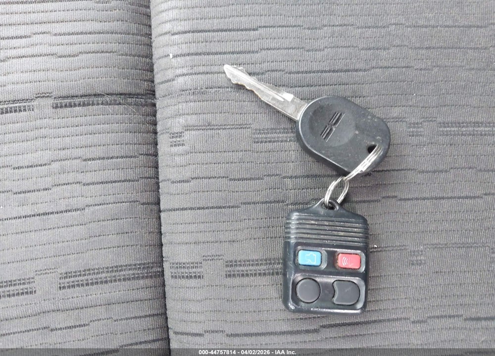2008 FORD FOCUS SE/SES VIN: 1FAHP35N28W204480