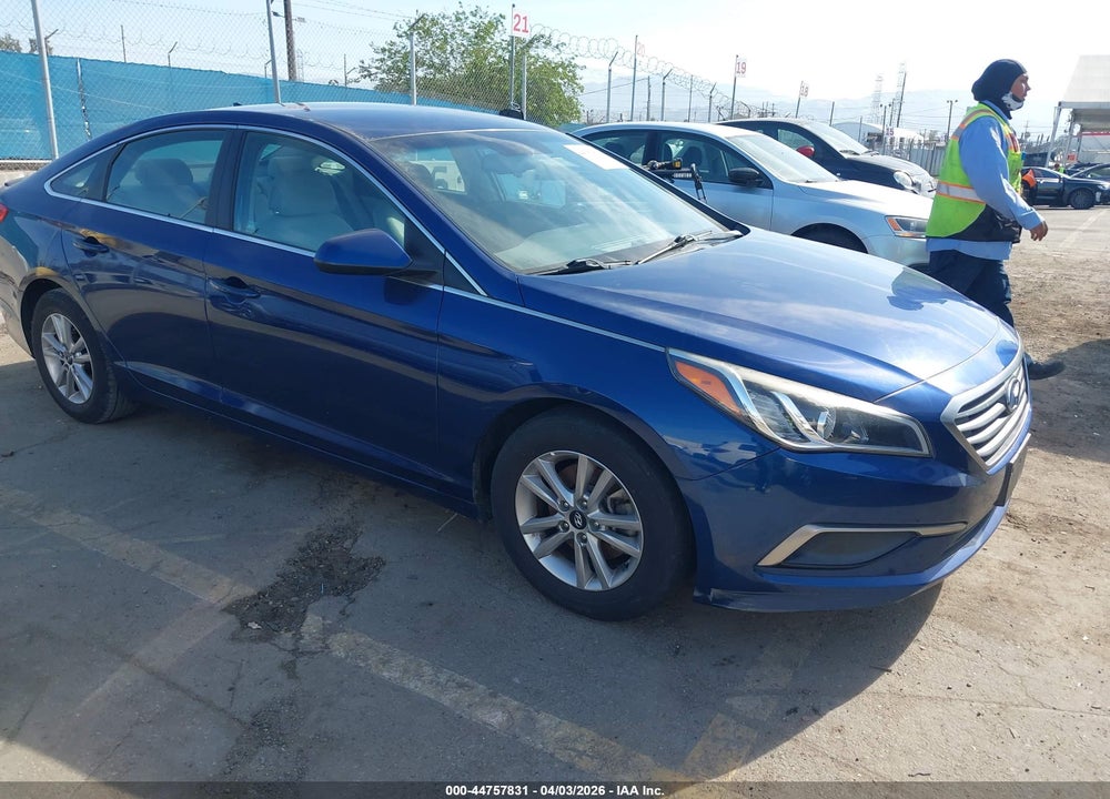 2016 HYUNDAI SONATA SE VIN: 5NPE24AF9GH359693