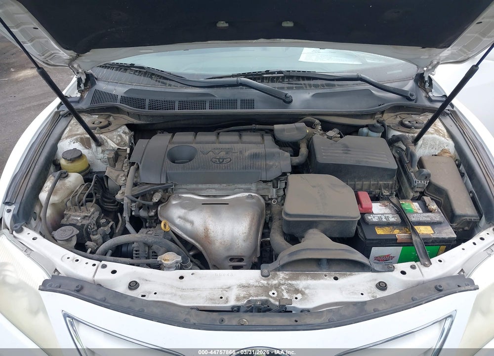 2011 TOYOTA CAMRY LE VIN: 4T1BF3EK8BU747064