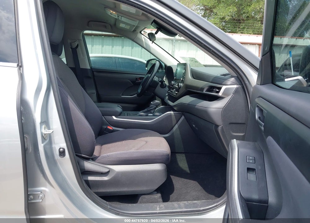 2020 TOYOTA HIGHLANDER LE VIN: 5TDZZRAH7LS501751
