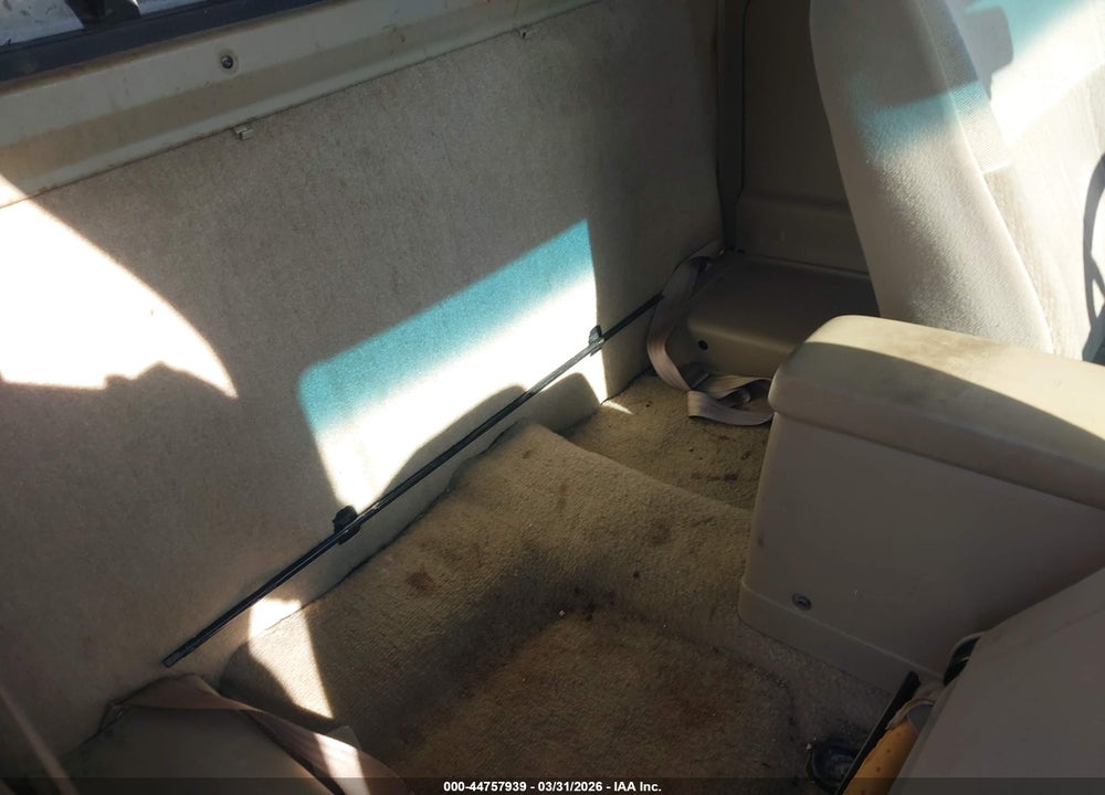 1998 NISSAN FRONTIER SE/XE VIN: 1N6DD26S4WC308772