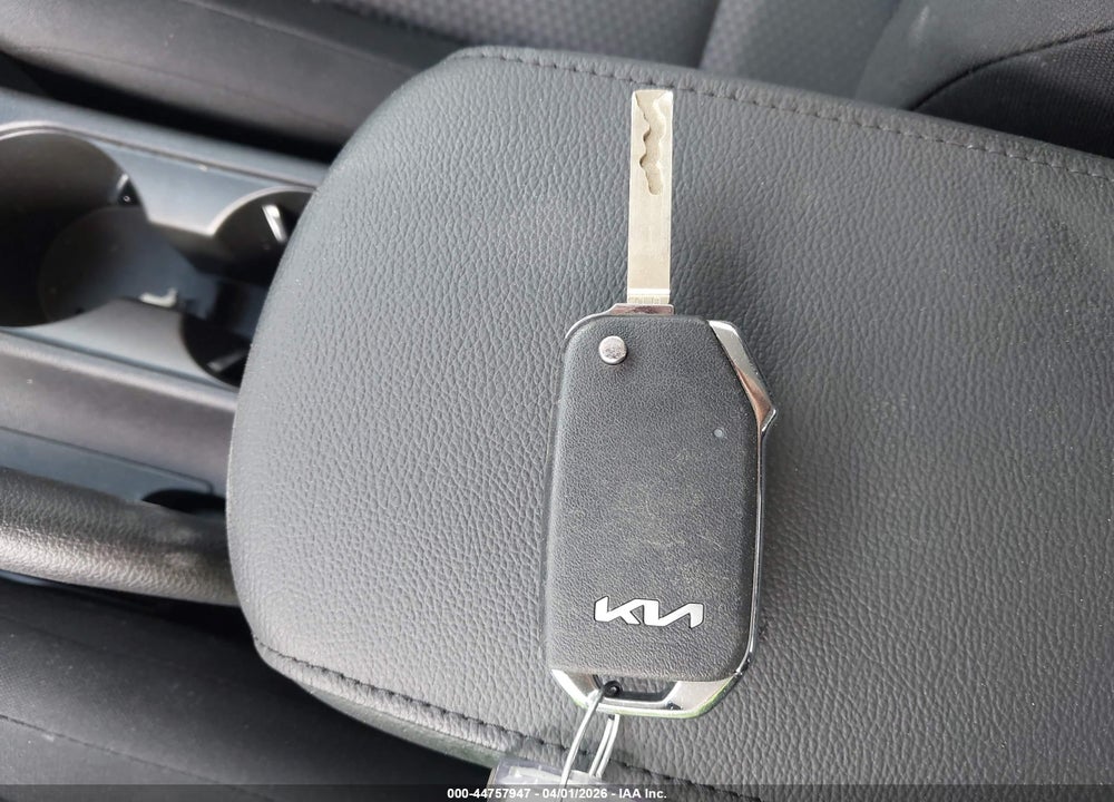 2025 KIA SOUL LX/S VIN: KNDJ23AU2S7961307