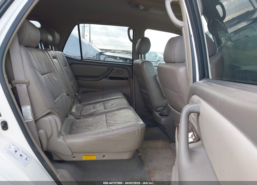 2005 TOYOTA SEQUOIA SR5 V8 VIN: 5TDZT34A05S244027