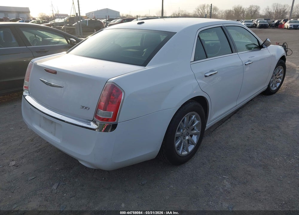 2011 CHRYSLER 300 LIMITED VIN: 2C3CA5CG8BH525326