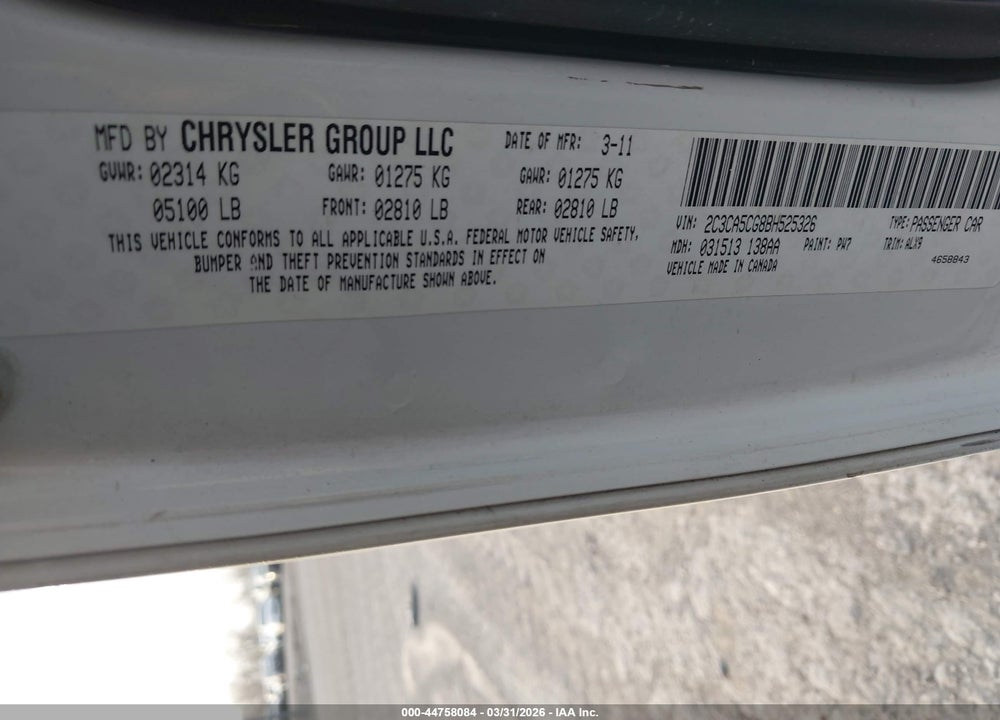 2011 CHRYSLER 300 LIMITED VIN: 2C3CA5CG8BH525326