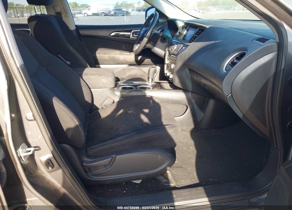 2016 NISSAN PATHFINDER SV VIN: 5N1AR2MN6GC663721