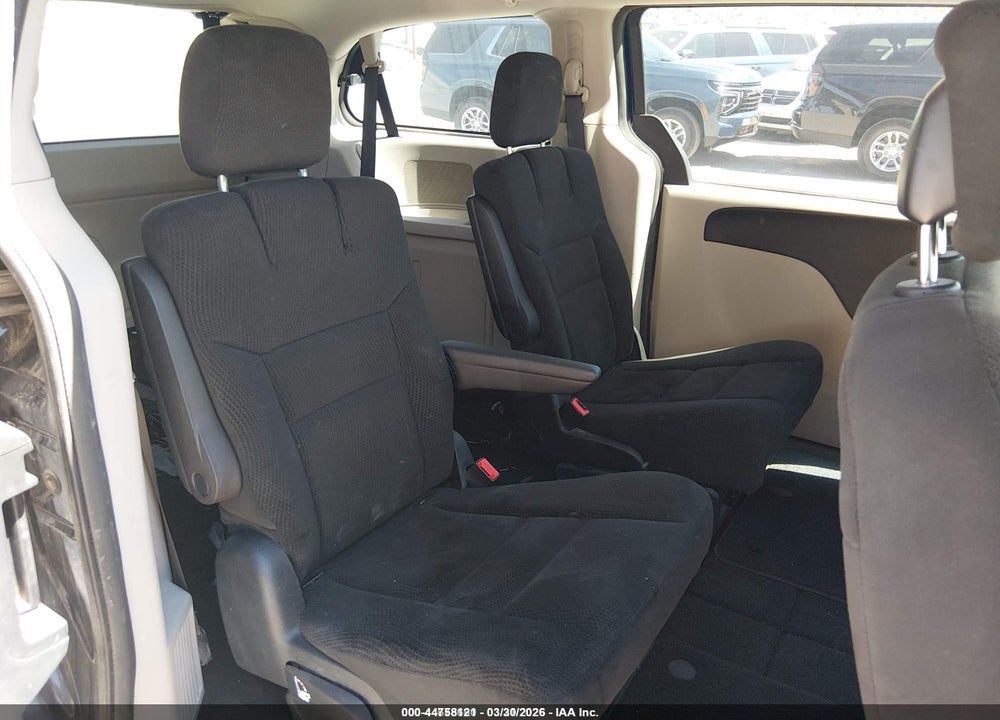 2016 DODGE GRAND CARAVAN SXT VIN: 2C4RDGCG2GR114823