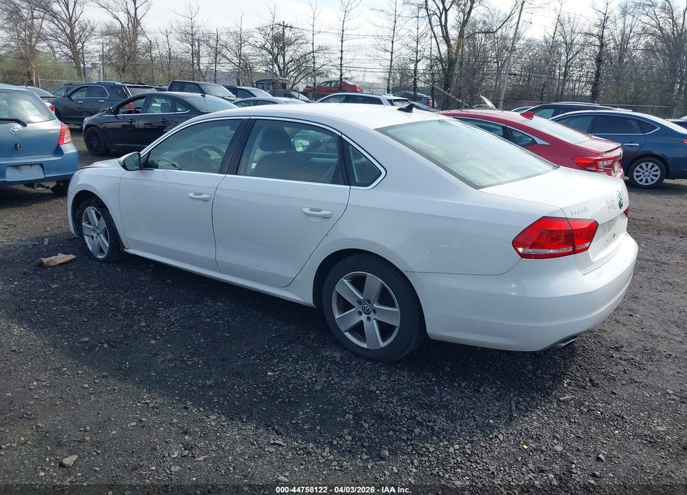 2012 VOLKSWAGEN PASSAT 2.5L SE VIN: 1VWBP7A30CC011750