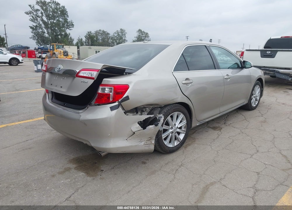 2013 TOYOTA CAMRY XLE VIN: 4T4BF1FK3DR294337